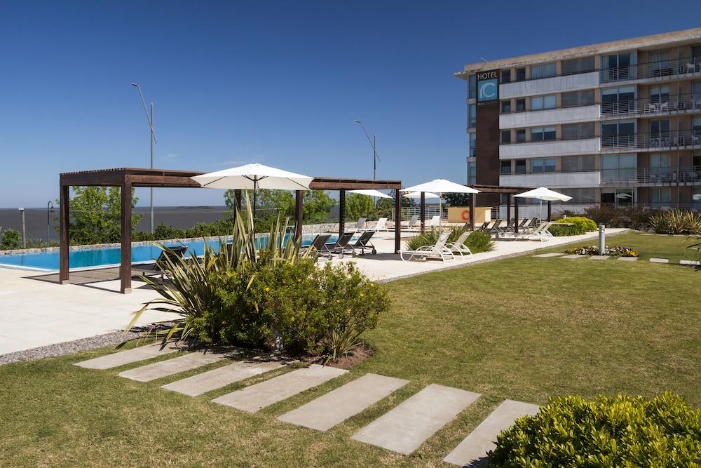 Real Colonia Hotel & Suites Колония-дель-Сакраменто Экстерьер фото